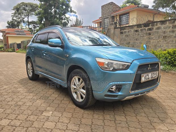 Mitsubishi RVR 2010 Blue