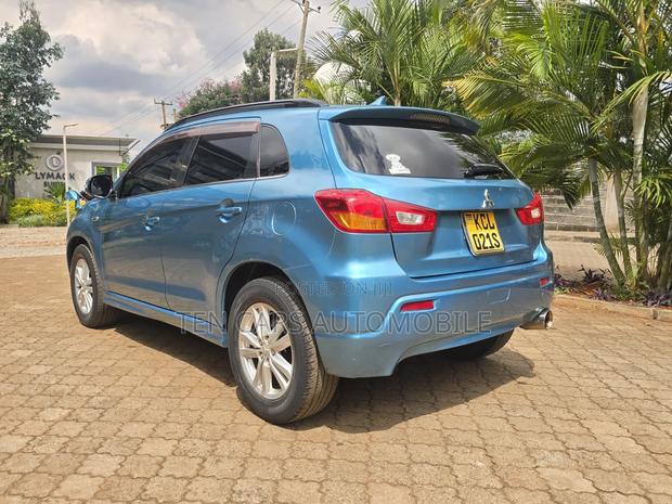Mitsubishi RVR 2010 Blue