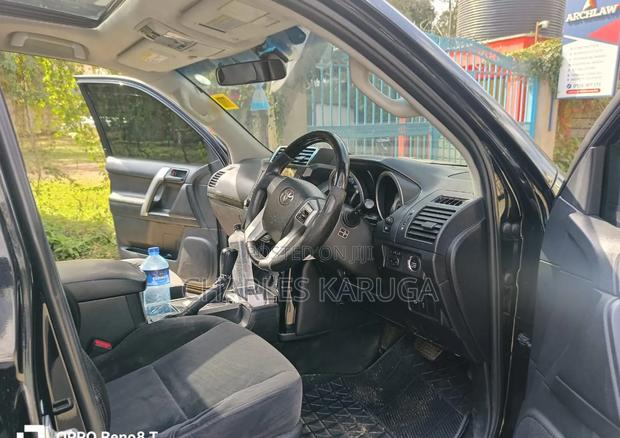 Toyota Land Cruiser Prado 2015 Matt Black