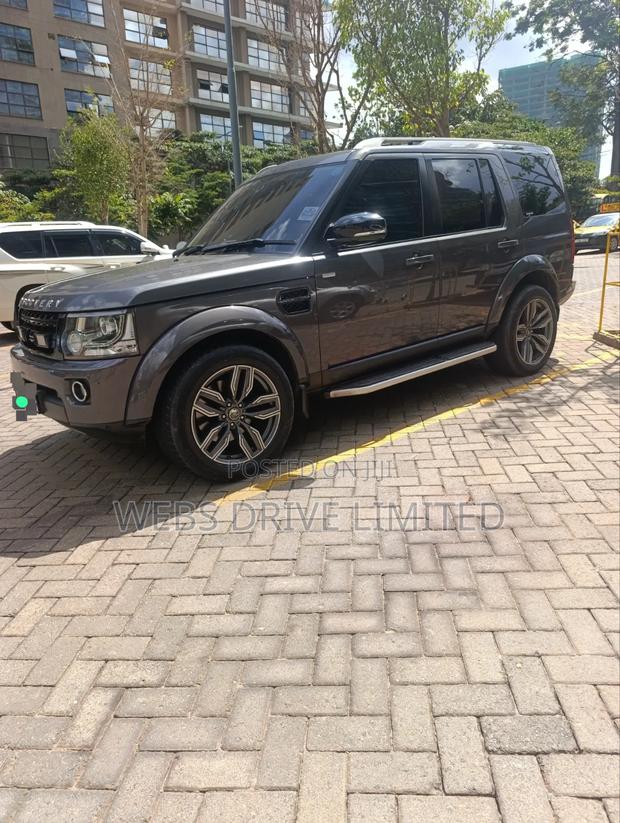 Land Rover Discovery 2016 Gray