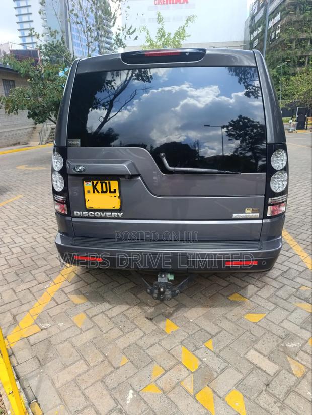 Land Rover Discovery 2016 Gray