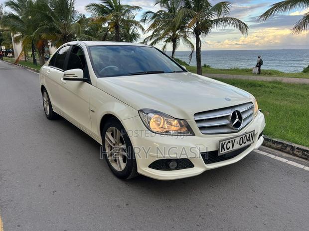 Mercedes-Benz C200 2012 White