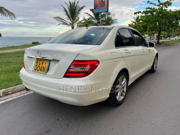 Mercedes-Benz C200 2012 White