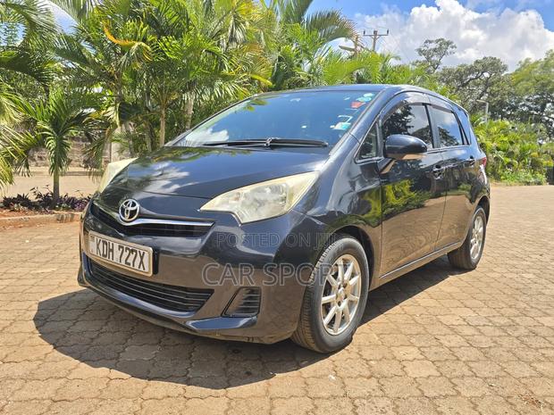Toyota Ractis 2014 Black