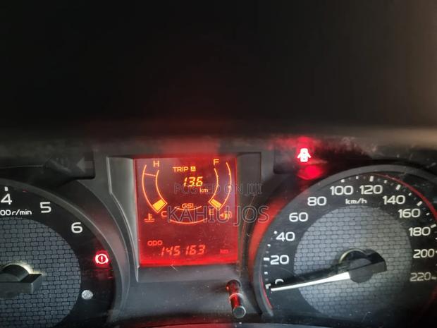 Isuzu D-MAX 2021 Silver