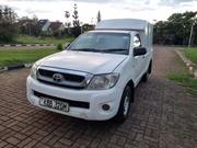 Toyota Hilux 2009 White for sale