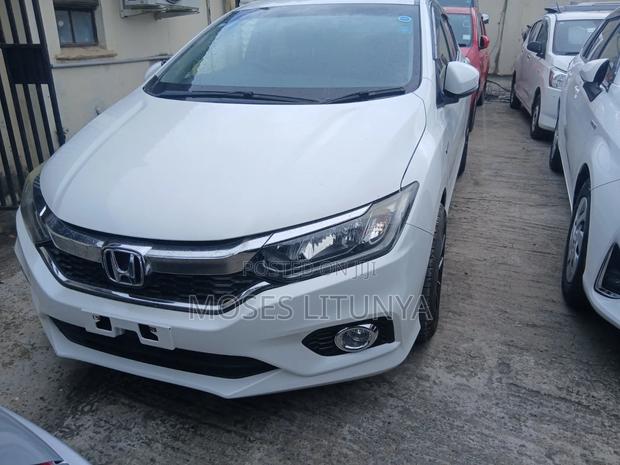 Honda Grace 1.5 Hybrid AWD 2019 White