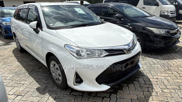 Toyota Corolla Fielder 1.5 Petrol FWD 2019 White