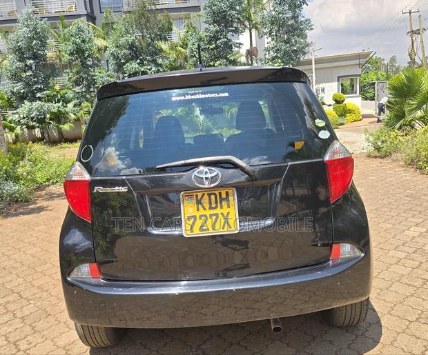 Toyota Ractis 2014 Black