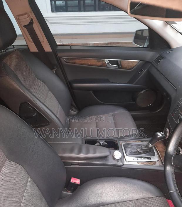 Mercedes-Benz C200 2012 Silver