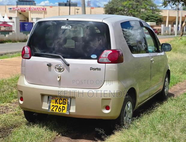 Toyota Porte 1.5 FWD 2008