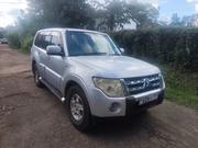 Mitsubishi Pajero 3.0 2009 Silver for sale