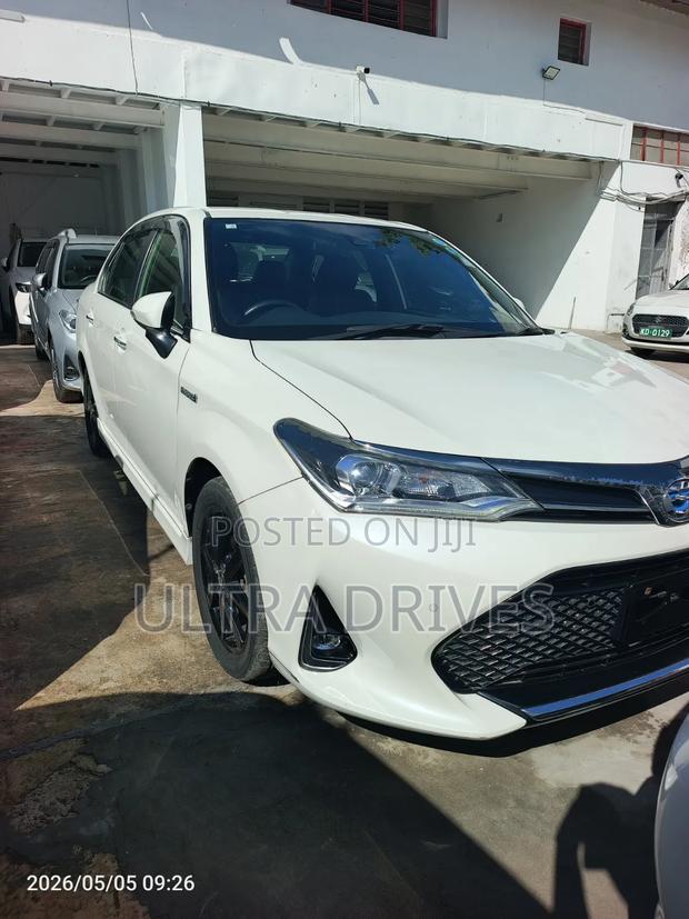 Toyota Axio 2018 White