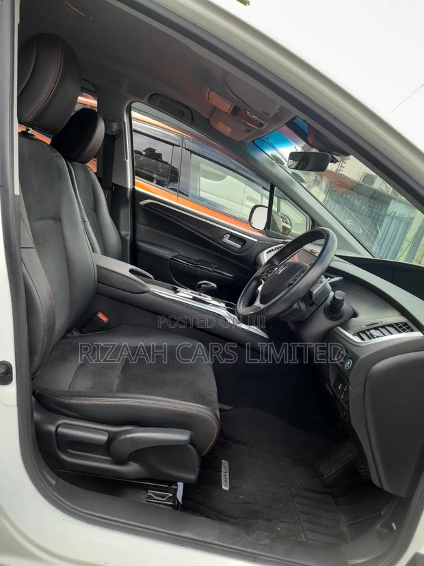 Honda Jade 1.5 Hybrid 2019 White