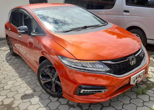 Honda Jade 1.5 Hybrid 2019 Orange