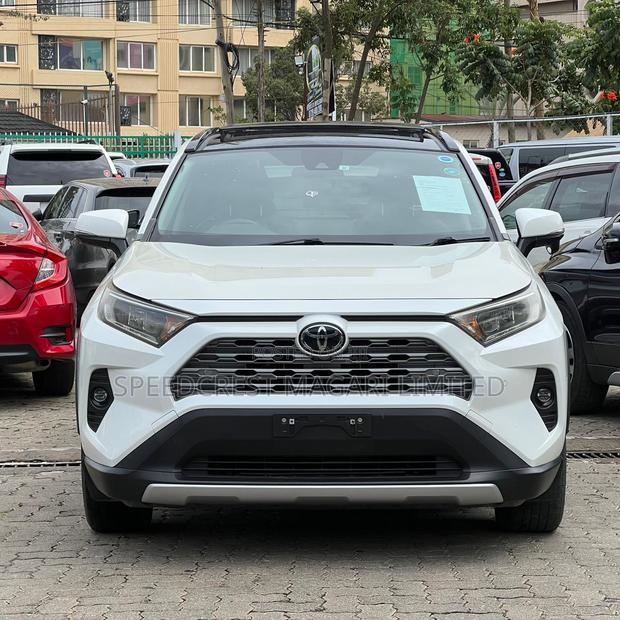 Toyota RAV4 2019 White