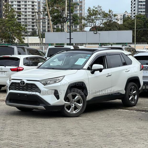 Toyota RAV4 2019 White