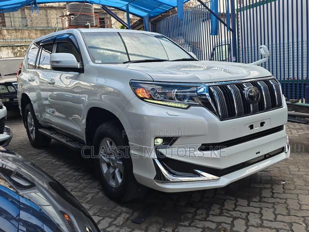 Toyota Land Cruiser Prado 2.7 2020 White