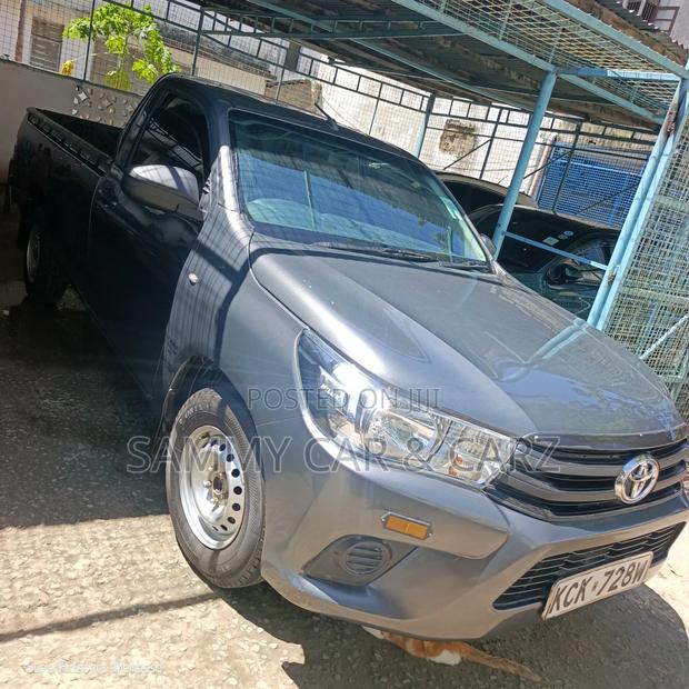 Toyota Hilux Revo Double Cab Deisel 2.4 RWD 2016 Gray