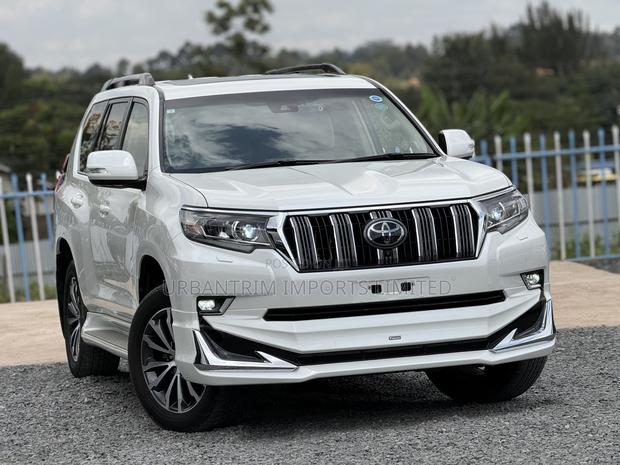 Toyota Land Cruiser Prado 2.8 2021 White