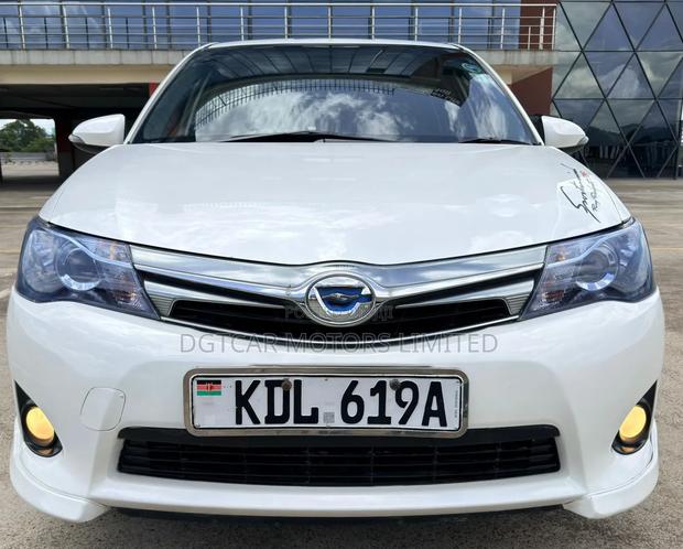 Toyota Corolla Fielder 2015 White