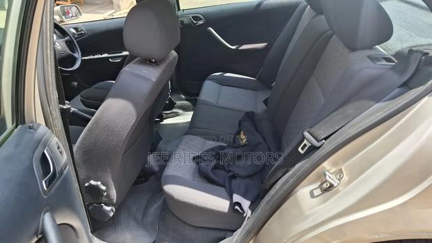 Skoda Octavia 1.6 2006 Gray