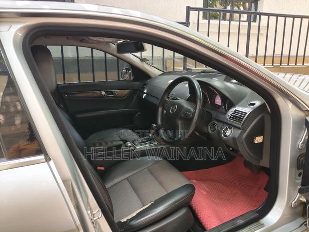 Mercedes-Benz C200 2012 Silver