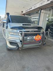 Toyota Hilux 2015 Gray for sale