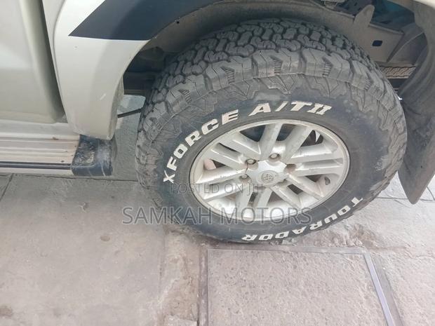 Toyota Hilux 2015 Gray