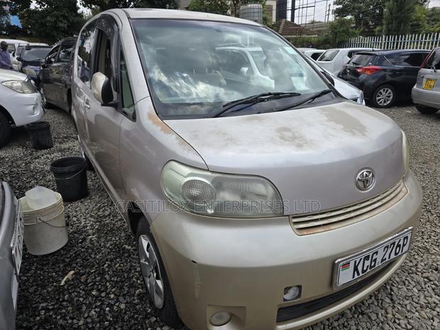 Toyota Porte 1.5 FWD 2008 Gold