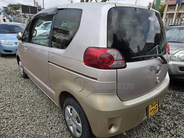 Toyota Porte 1.5 FWD 2008 Gold