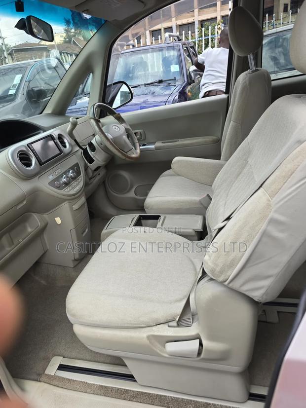 Toyota Porte 1.5 FWD 2008 Gold