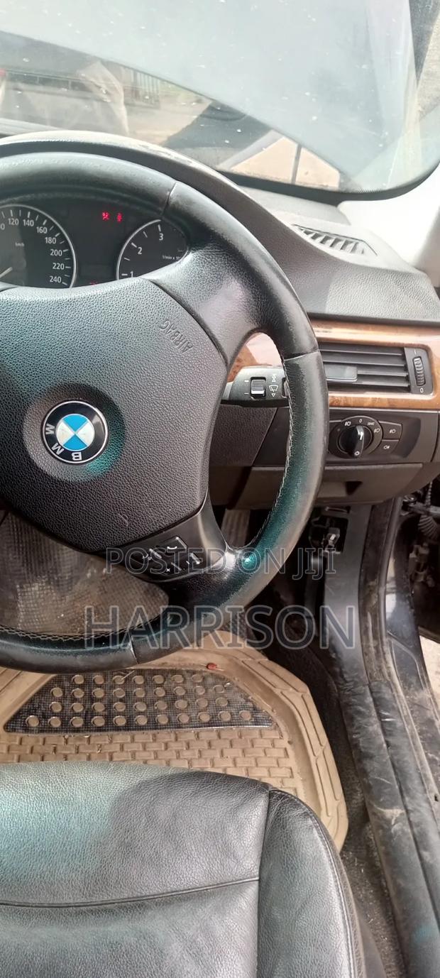 BMW 323i 2006 Black