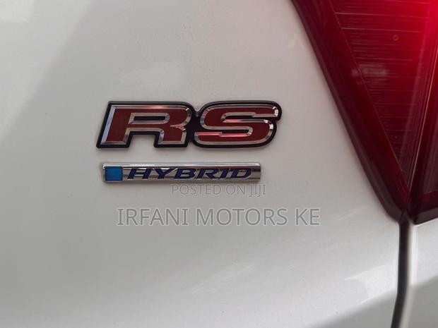 Honda Vezel 1.5 Hybrid 2WD 2019 White