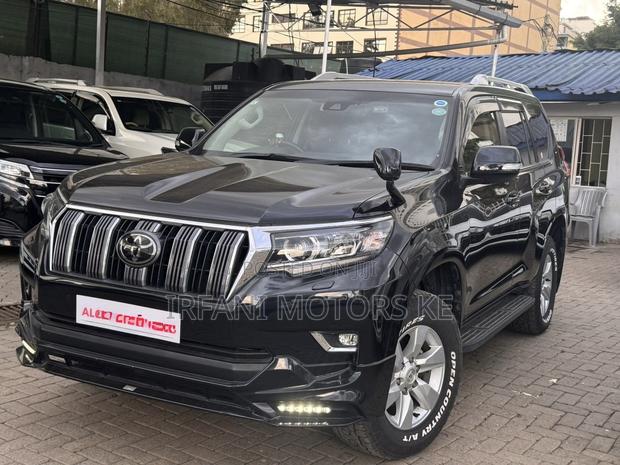 Toyota Land Cruiser Prado 2.8 2019 Black