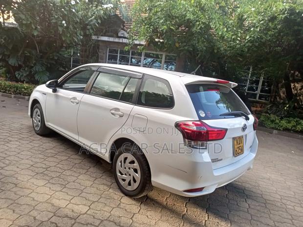 Toyota Corolla Fielder 2019 White