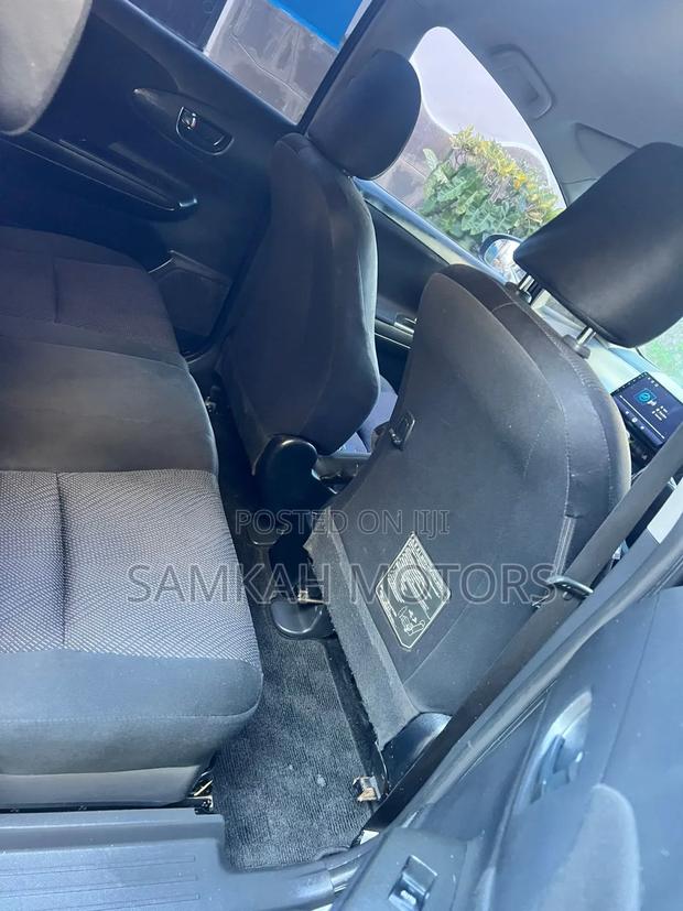 Toyota Wish 2013 Gray
