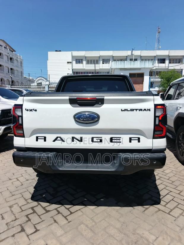 Ford Ranger Wildtrak 2023 Gray