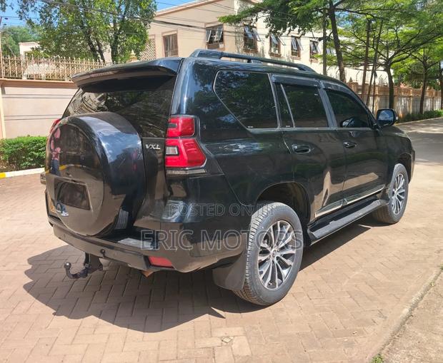 Toyota Land Cruiser Prado 2016 Matt Black
