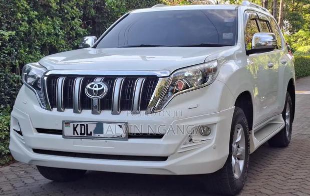 Toyota Land Cruiser Prado 4.0 Petrol TX 2017 White