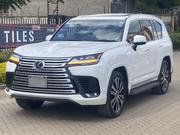Lexus LX 600 2022 White for sale