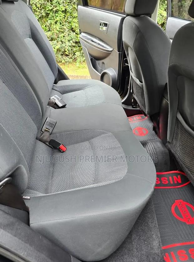Nissan Dualis 2012 Black