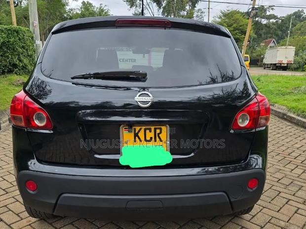 Nissan Dualis 2012 Black