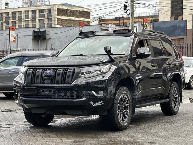 Toyota Land Cruiser Prado 2.7 2019 Black