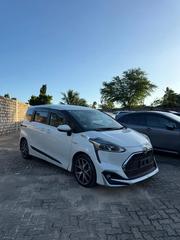 Toyota Sienta 2020 Pearl for sale