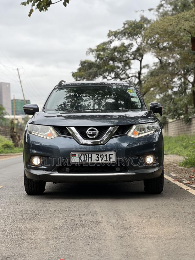 Nissan X-Trail 2.0 Petrol FWD 2014 Blue