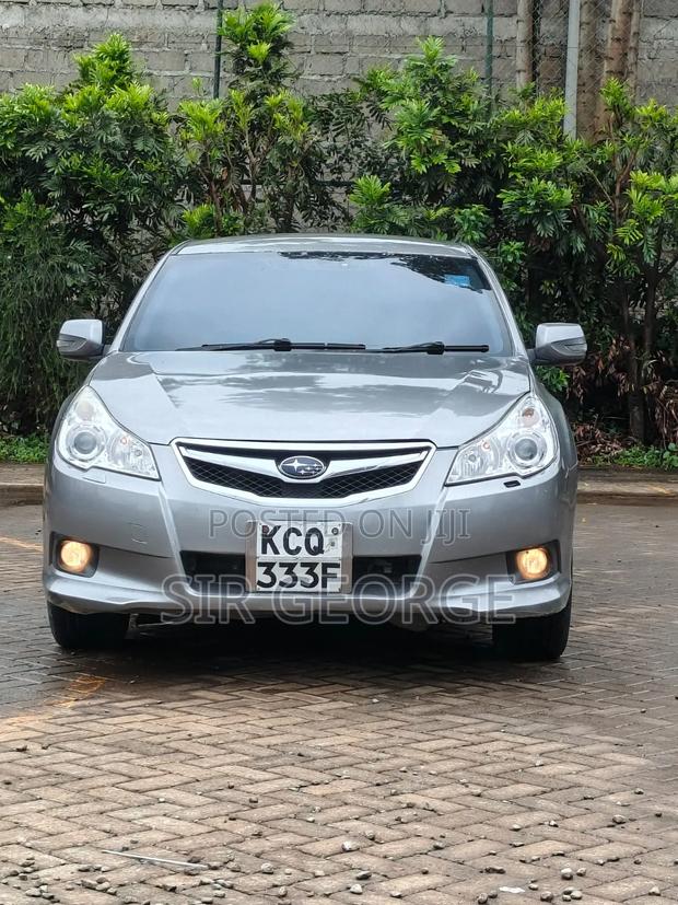 Subaru Legacy 2011 Silver