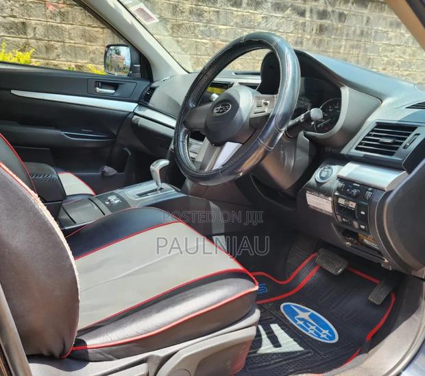 Subaru Legacy 2012