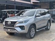 Toyota Fortuner 2.8 D AWD 2019 Silver for sale