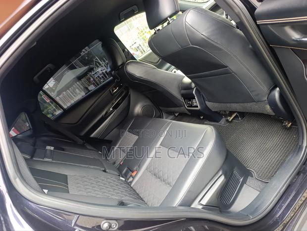 Toyota Harrier 2.0 2019 Black